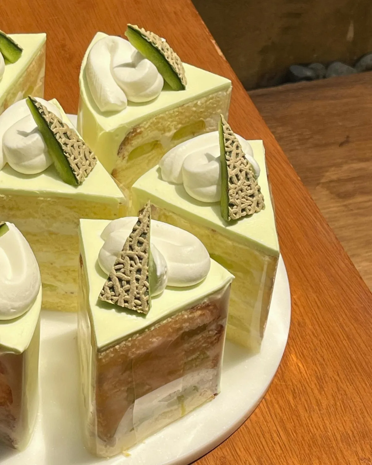 メロンケーキのカット