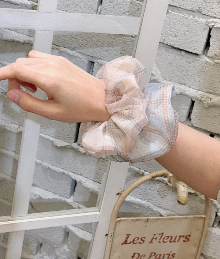 ヘアアクセサリー